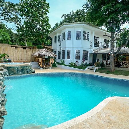 Hilltop Pool And Villa Пуэрто-Принцеса Экстерьер фото