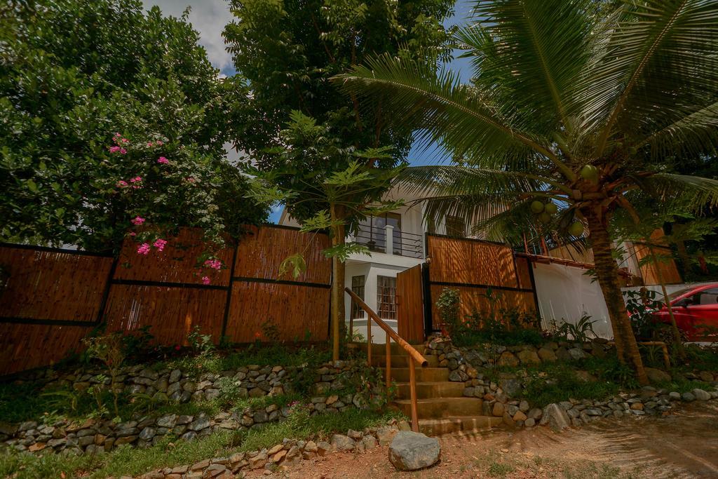 Hilltop Pool And Villa Пуэрто-Принцеса Экстерьер фото