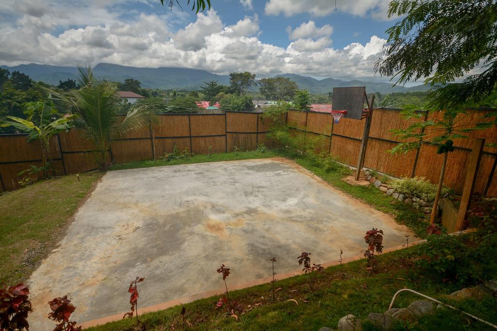 Hilltop Pool And Villa Пуэрто-Принцеса Экстерьер фото