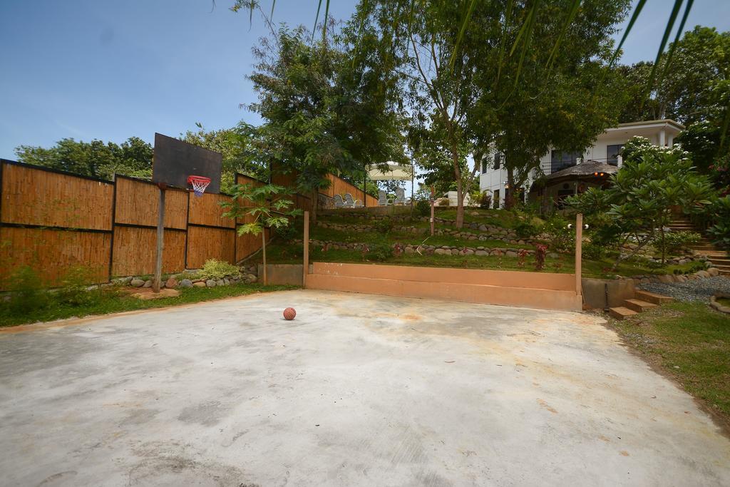 Hilltop Pool And Villa Пуэрто-Принцеса Экстерьер фото