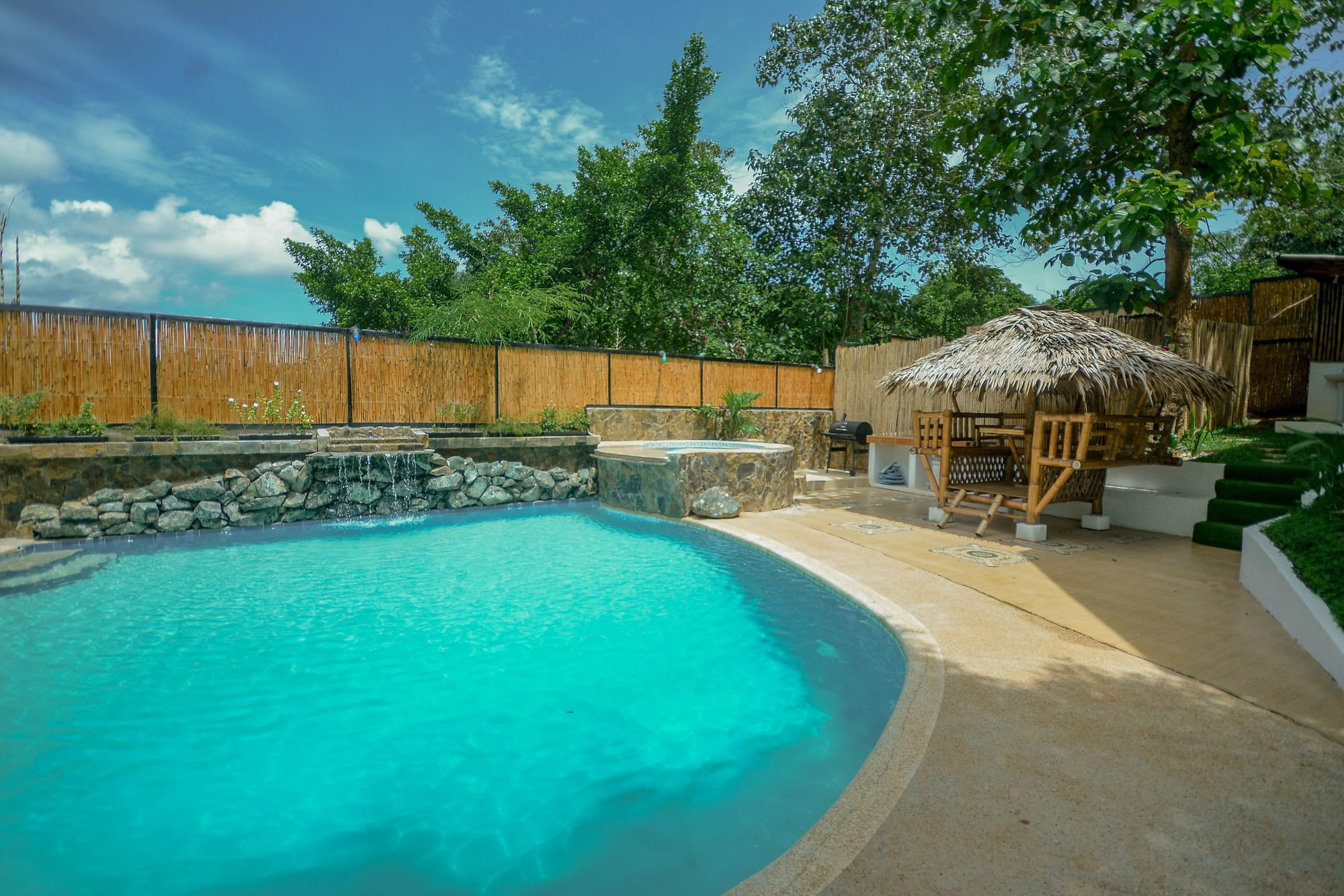 Hilltop Pool And Villa Пуэрто-Принцеса Экстерьер фото